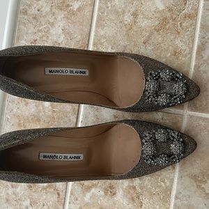 Size 41 IT Manalo Blahnik Hangisi